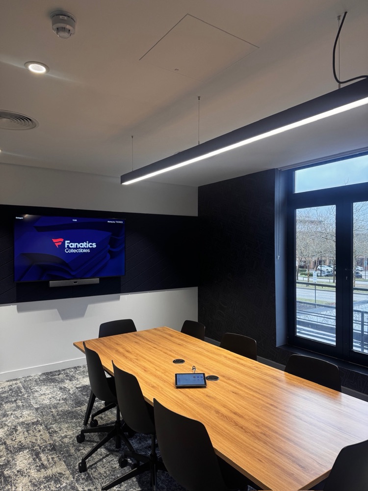 Fanatics UK HQ, Milton Keynes - meeting room