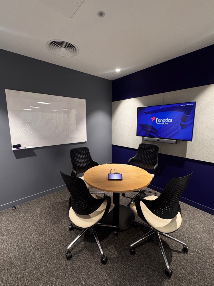 Fanatics UK HQ, Milton Keynes - meeting room
